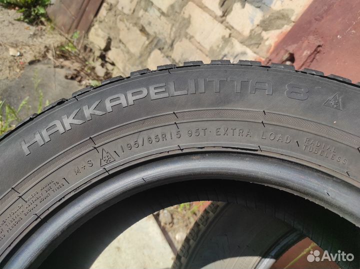 Nokian Tyres Hakkapeliitta 8 195/65 R15 95T