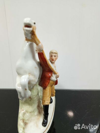 Статуэтка фарфор германия
