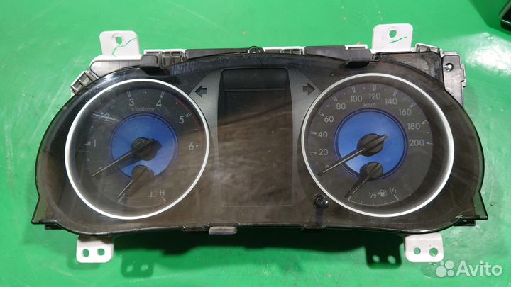 Щиток приборов АКПП G8 toyota Hilux (2015- 2020)