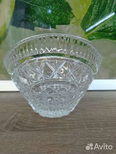 Конфетница хрустальная