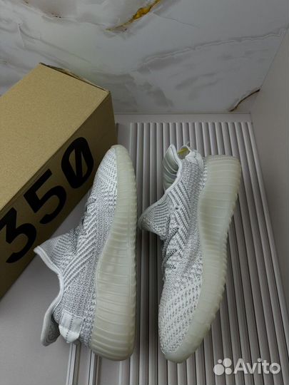 Кроссовки Adidas yeezy boost 350