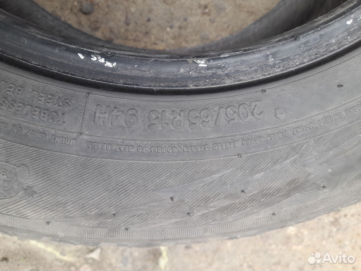 Toyo 330 205/65 R15 89P