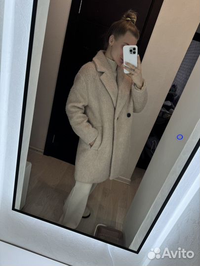 Пальто женское демисезонное букле zara S