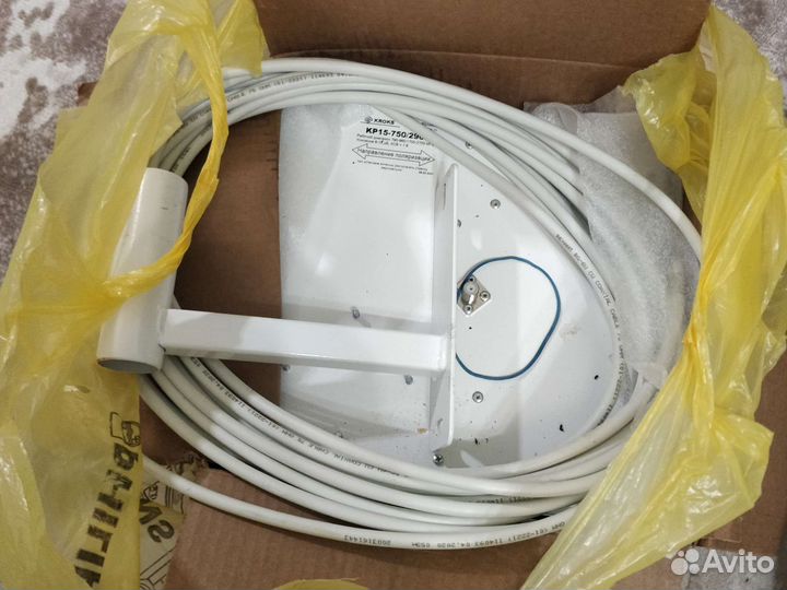 Усилитель сотового сигнала GB20-GDW+mimo антенна