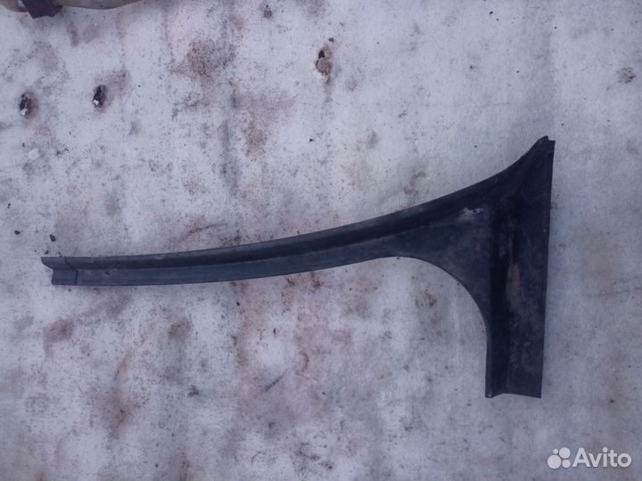 Водосток багажника левый Audi A8 D3