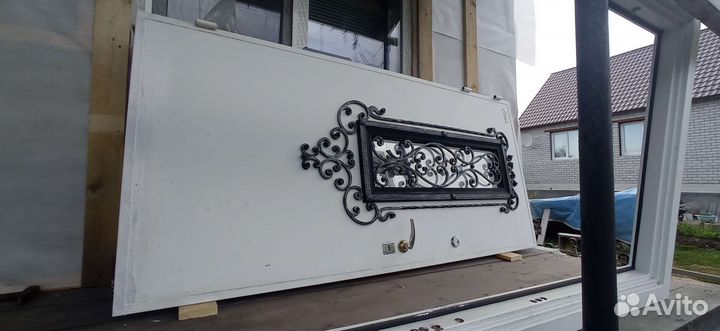 Дверь входная металлическая уличная