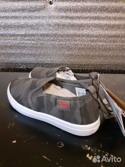 Спортивные кеды тапки 34р. новые