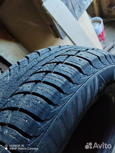 Matador MP 30 Sibir Ice 2 215/65 R16 102T