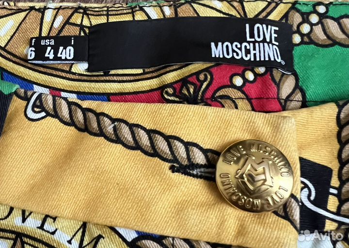 Шорты женские love moschino