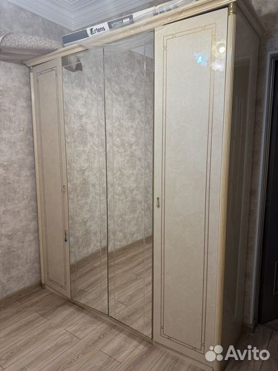 Шкаф и комод мебель для спальни