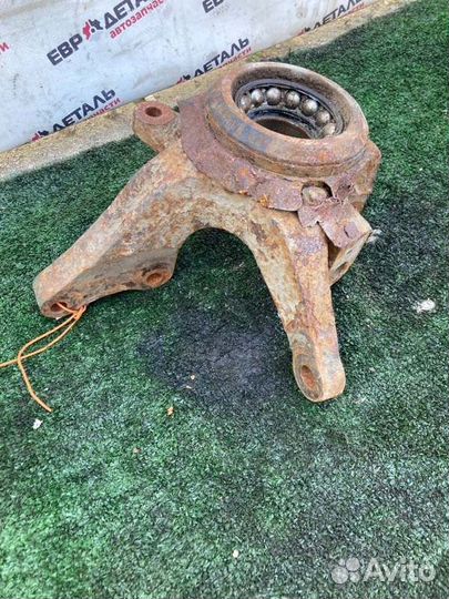 Кулак поворотный передний правый Hyundai Santa Fe