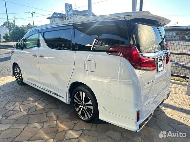 Toyota Alphard 2.5 CVT, 2022, 20 000 км