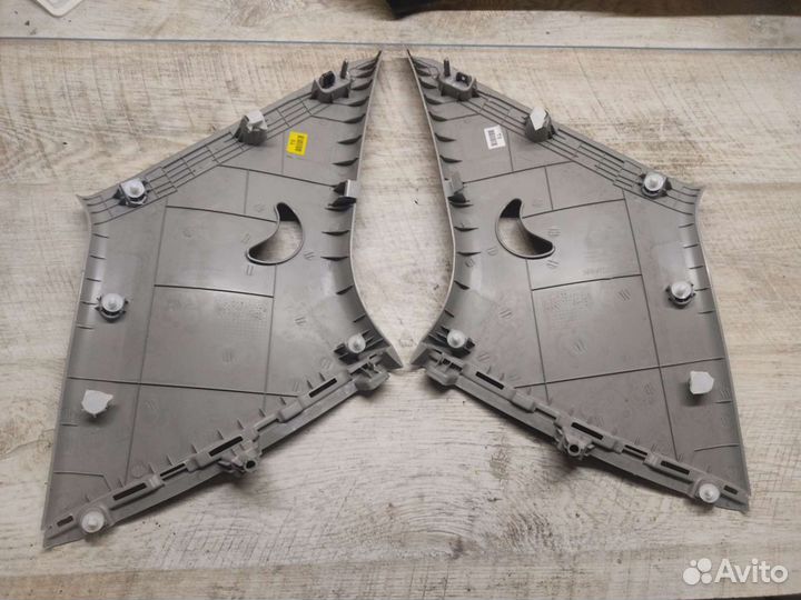 Обшивка стойки накладка Picanto 2