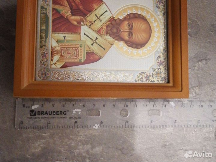 Иконы: Николай Чуд-ц, цел. Пантелеймон