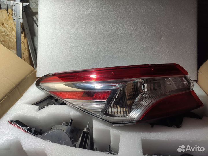 Задние фонари Тойота Камри 70