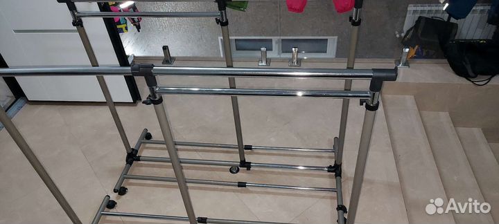 Вешалка для одежды напольная