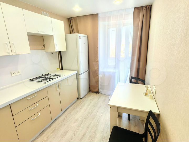 2-к. квартира, 48 м², 9/9 эт.