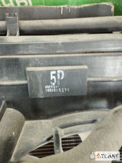 Радиатор основной передний toyota prius