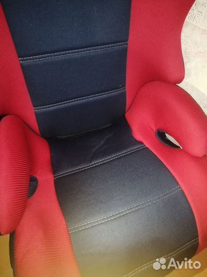 Автомобильное кресло
