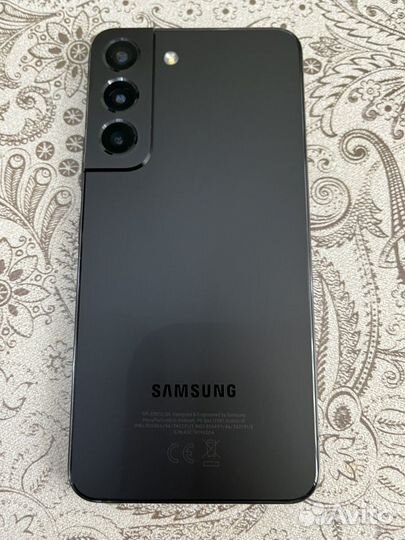 Samsung Galaxy S22, 8/128 ГБ