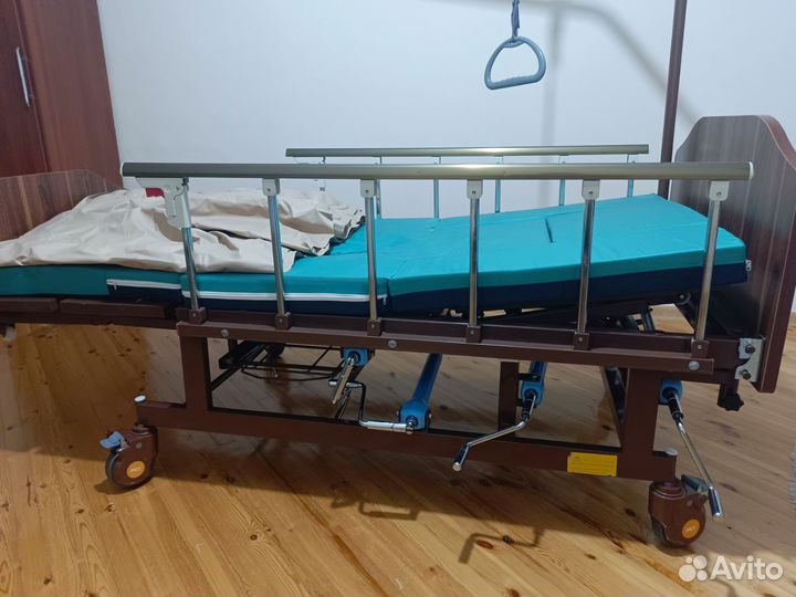 Функциональная кровать для инвалидов