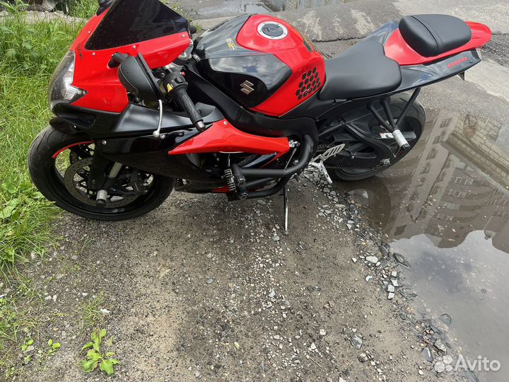 Suzuki GSX-R 600 K6-7