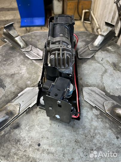 Компрессор пневмоподвески бмв f01 02