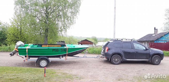 Моторная лодка Днепр