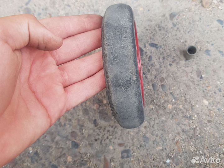 Колесо от самоката