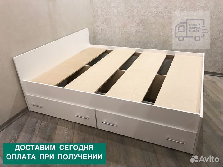 Кровать