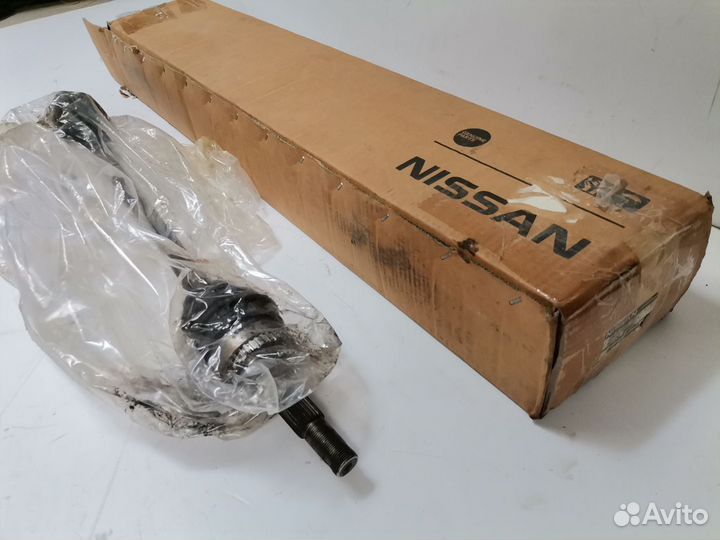 Приводной вал 39100-BM560