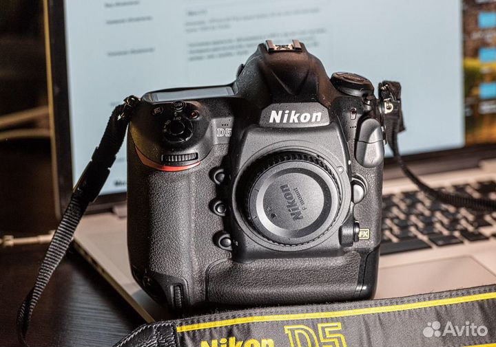 Nikon D 5