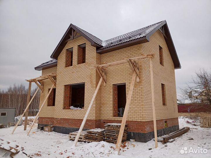 Кровельщики профессионалы. Строим сложные крыши