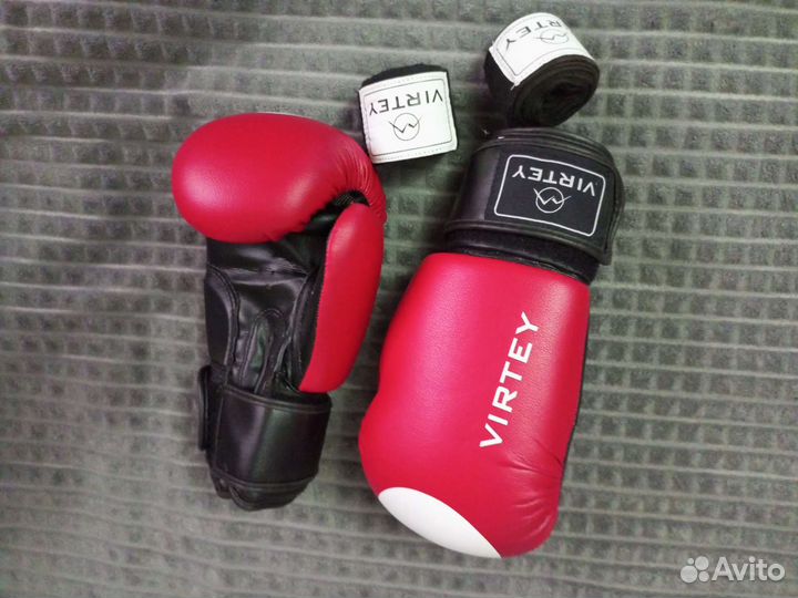 Боксерские перчатки детские 8 oz