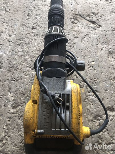Отбойный молоток DeWalt