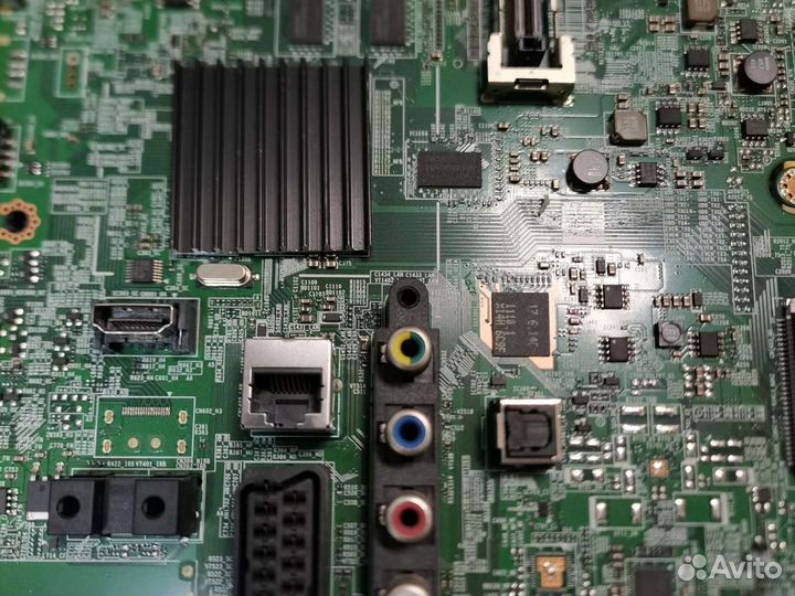 Запчасти от разбитых тв