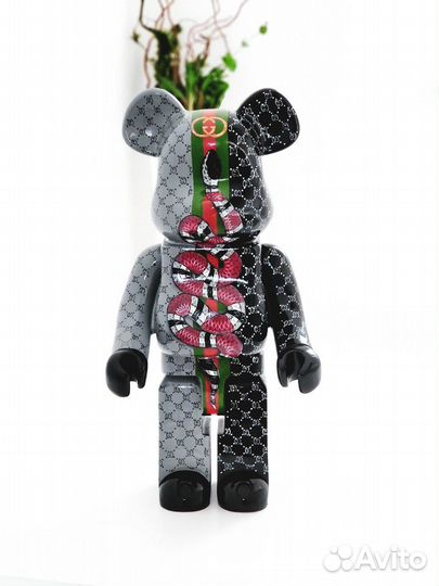 Новые мишки bearbrick большой выбор