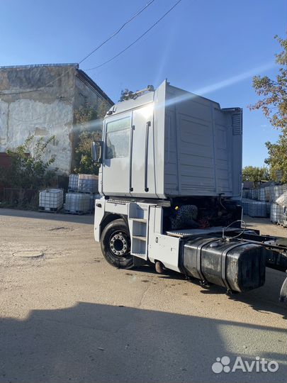 Renault Magnum, 2002