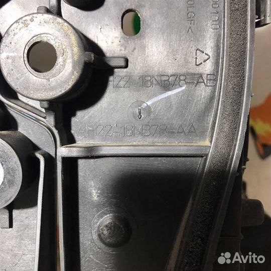 Подставка под АКБ Land Rover Discovery III 2004-2