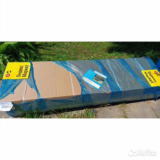 Батут с сеткой и лестницей, новый