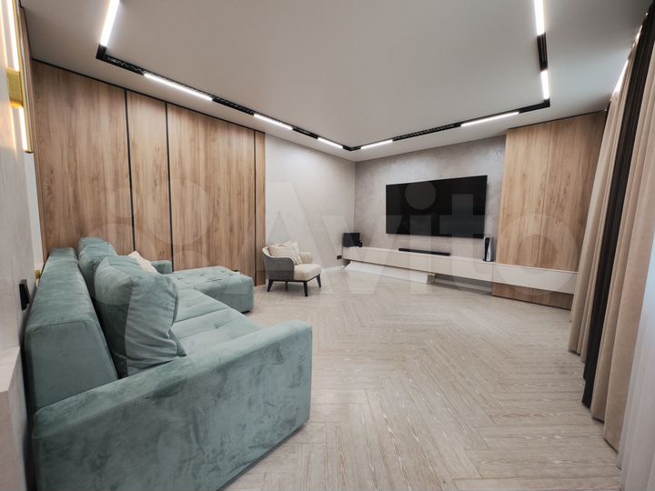 3-к. квартира, 96,8 м², 4/7 эт.