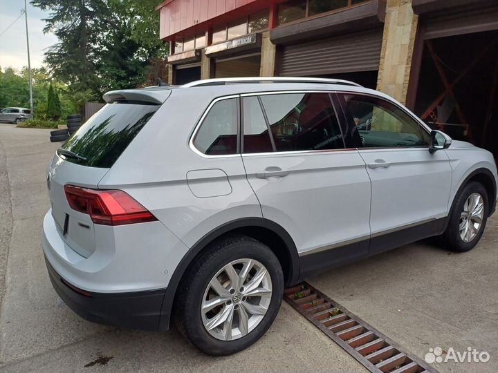 Volkswagen Tiguan 1.4 AMT, 2018, 221 000 км