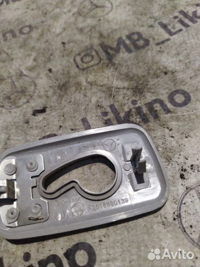 Потолочная заглушка левая Mercedes Gl X164
