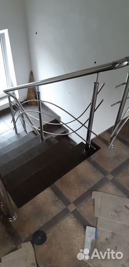 Перила из нержавеющей стали в дом