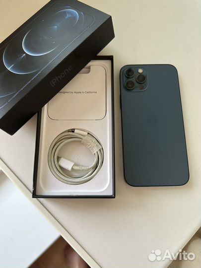 Телефон iPhone 12 про