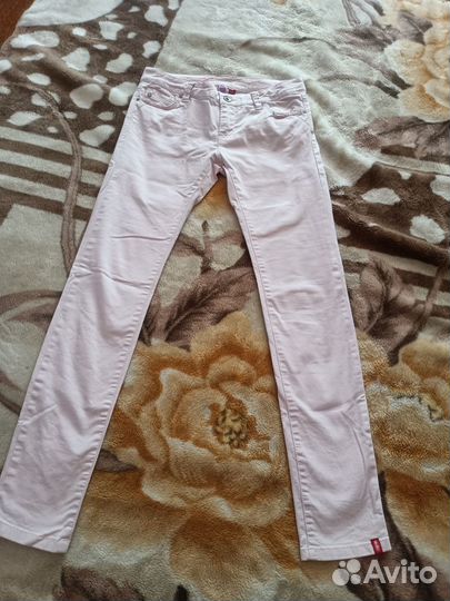 Джинсы женские