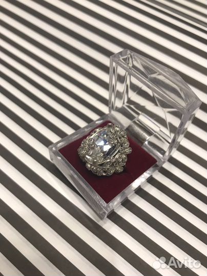 Серебряное кольцо