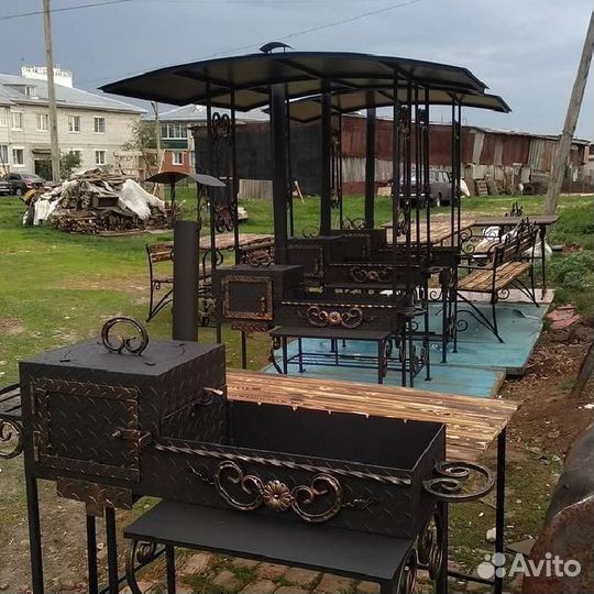 Мангал в стиле Лофт с крышкой