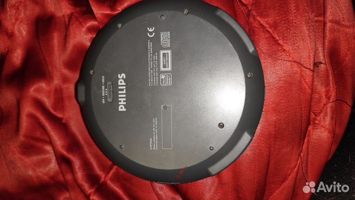 Дисковый плеер philipsdigital dYNamIc bass Boost