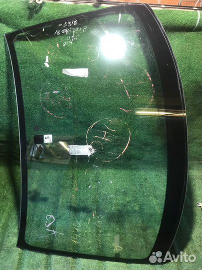 Стекло лобовое Mitsubishi Outlander CU5W 4G69 2005